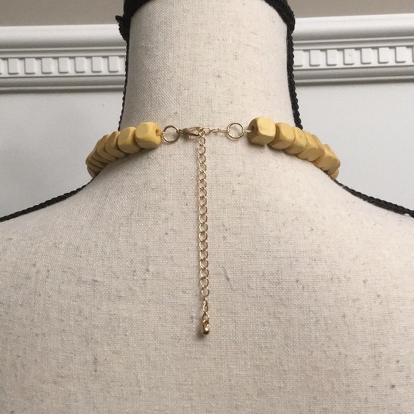 Pink & Tan beaded necklace - Picture 7 of 9